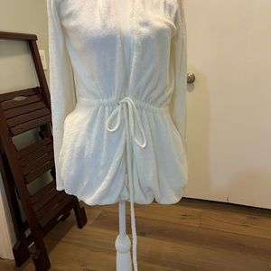 Alice & Olivia -Terry Cover- Up